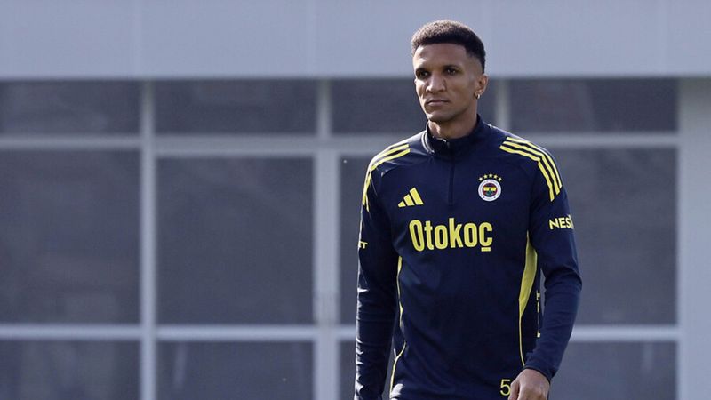 Fenerbahçe'de Rodrigo Becao kadro dışı kaldı