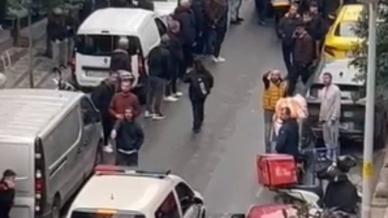 İstanbul'da park yeri nedeniyle çıkan silahlı kavgada 1 kişi hayatını kaybetti