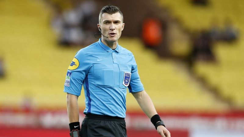 Brann - Fenerbahçe maçını Fransız hakem Willy Delajod yönetecek