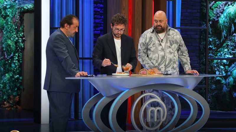 MasterChef'e Altın Kupa jürisi: Yemekleri o seçecek...