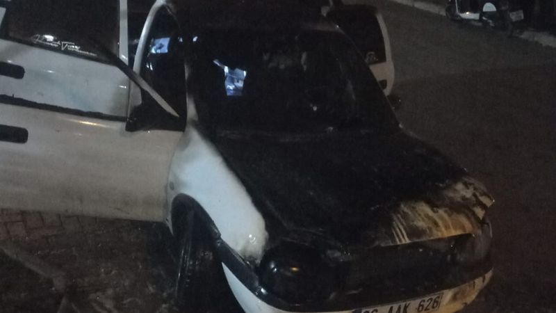 Yozgat’ta otomobil alevlere teslim oldu