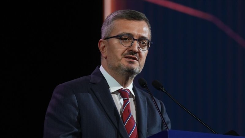 Burhanettin Duran: Türkiye adaletin sesi olmaya devam ediyor