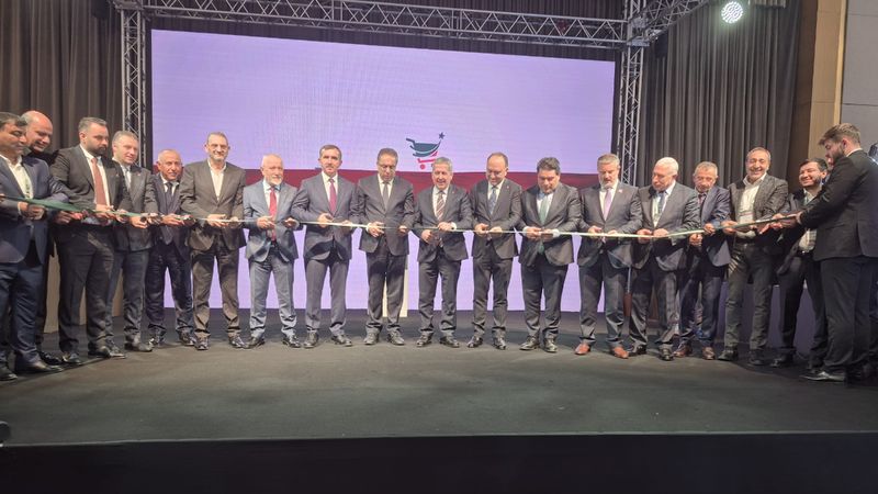 Yerel marketler buluşması İstanbul'da başladı! Gıda arz güvenliği masaya yatırıldı