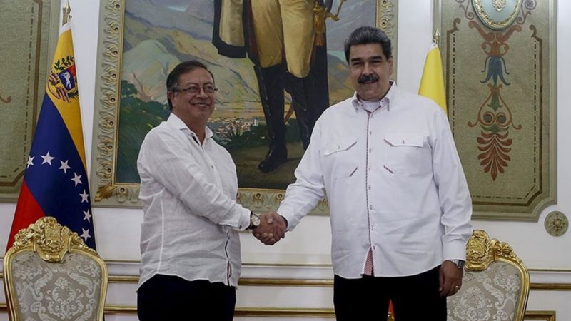 Kolombiya lideri Petro'dan Maduro'ya geçiş hükümeti çağrısı