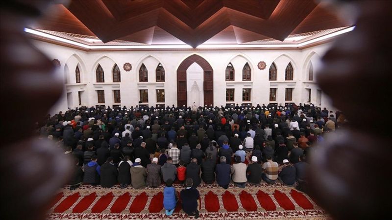 2025'in son kandili: Regaip Kandili ne zaman, hangi gün? En yakın kandil...