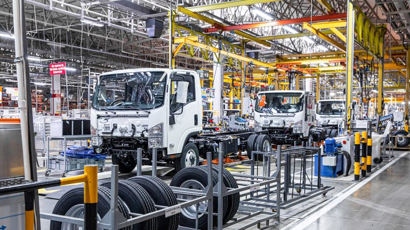 Anadolu Grubu, Orta Asya'da otomotiv sektörüne yatırım yapıyor