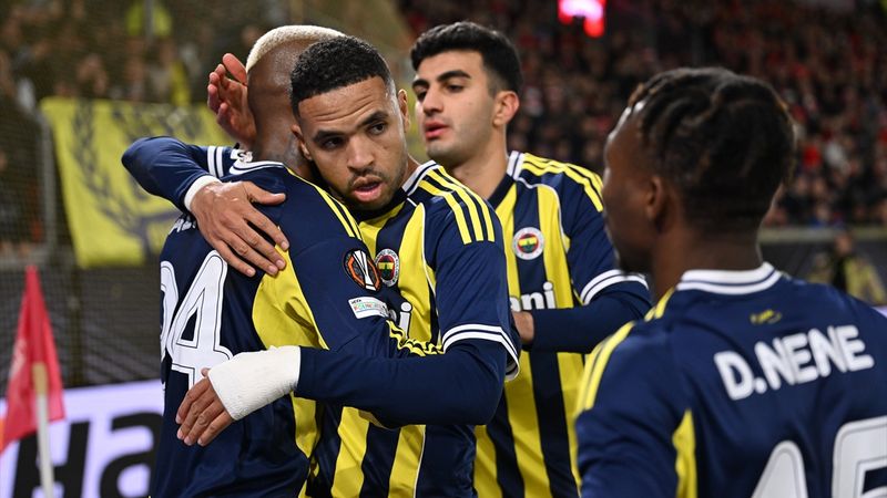 Fenerbahçe'nin farklı galibiyeti Norveç basınına damga vurdu