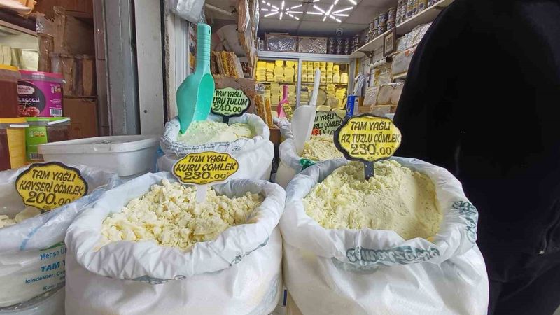 Yılların peynircisi sırrı verdi: Etiket yetmez! Kaliteli peyniri böyle ayırt edin