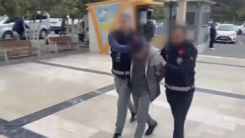 Şanlıurfa'da olay yerine gelen polisin parmağını ısırdı