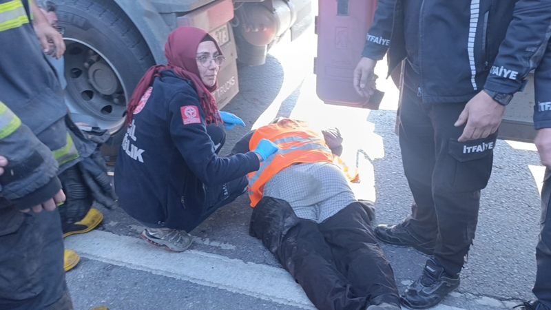 Antalya'da tırın altında can verdi