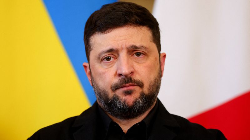 Zelensky: Rusya 30 füze ve 450'den fazla İHA ile saldırı düzenledi