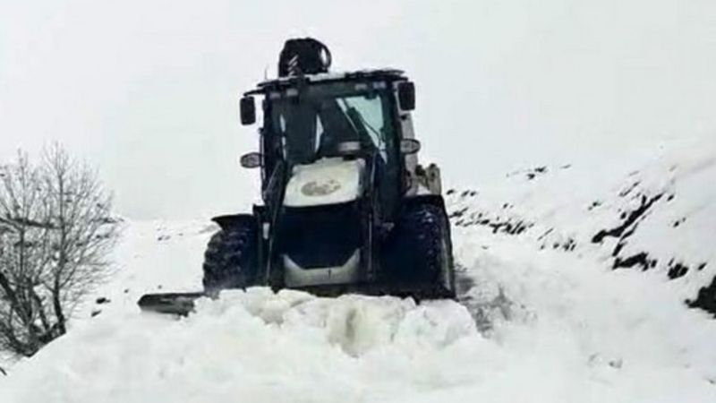 Muş’ta 26 yerleşim yerinin yolu yeniden açıldı