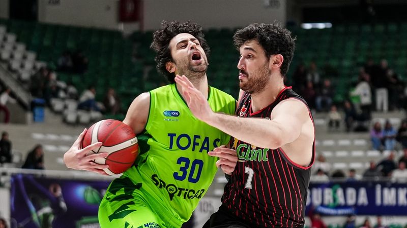 TOFAŞ'tan Manisa Basket'e karşı rahat galibiyet!