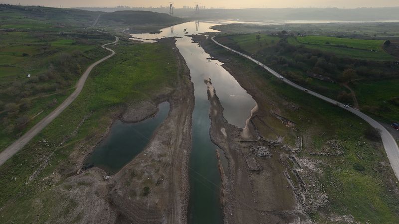 İstanbul'da barajlar alarm veriyor: Su seviyesi kritik seviyelerde