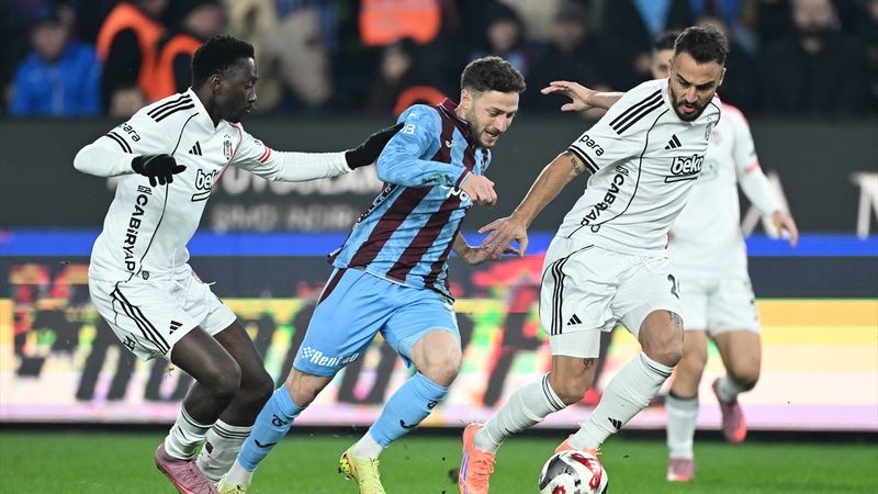 6 gollü süper maç! Trabzonspor ile Beşiktaş yenişemedi