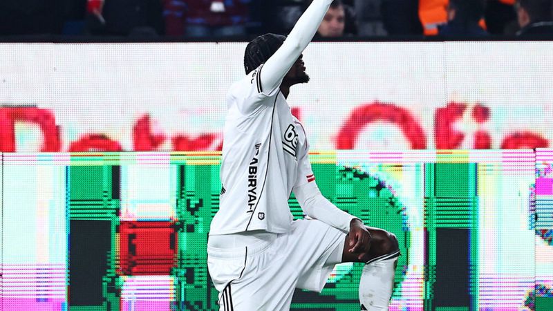 Tammy Abraham: 10 kişiyle mağlup olmadık