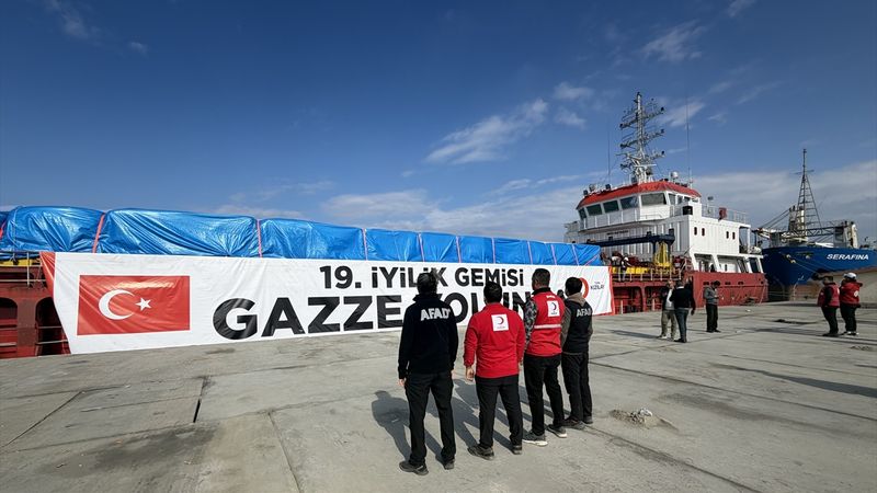 Gazze için yola çıkan 19. 'İyilik Gemisi' Ariş Limanı’na ulaştı