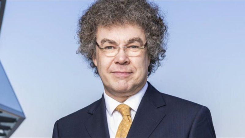 Almanya'da aşırı sağcı AfD milletvekili Nazi selamı vermekle suçlandı