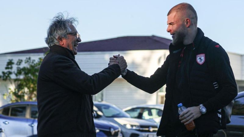 Samsunspor, UEFA Konferans Ligi'nde ilk 8 için Almanya'ya uçtu