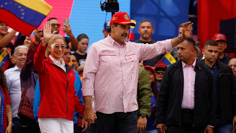 Maduro'dan Trump'ın petrol tankerlerini bloke etme kararına cevap