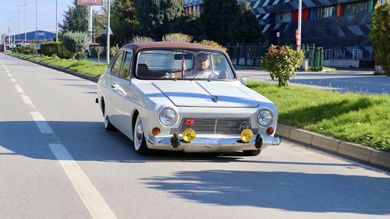 Sakarya'da çocukluk hayalini Anadol ile yaşatıyor