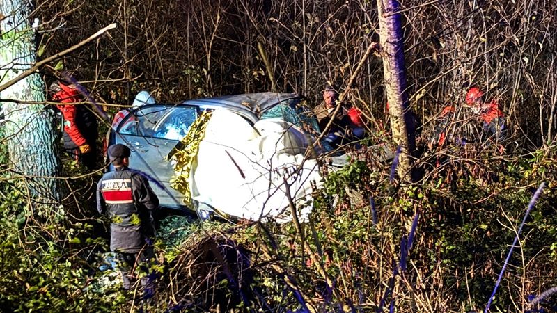 Giresun'da dere yatağına devrilen otomobildeki bekçi hayatını kaybetti