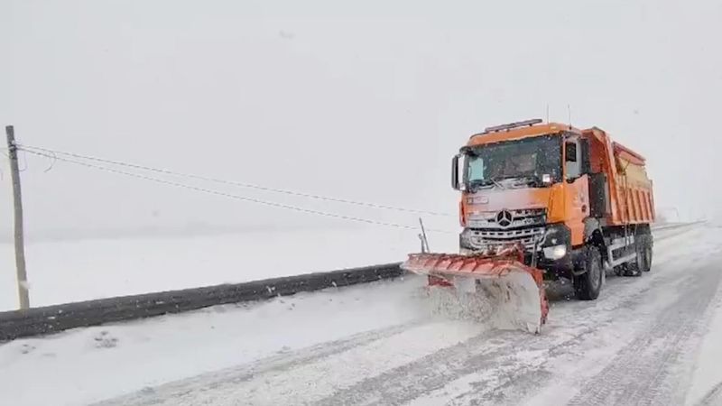 Erzincan'da kar yağışı etkili oluyor