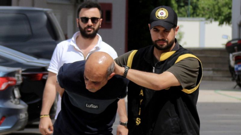 Adana'da annesini öldüren babasını suçladı: Çocukken tiner döküp yakmaya çalıştı