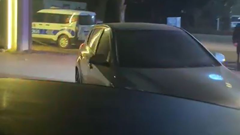 Osmaniye'de ölü bulundukları otomobilde, isimlerinin yazılı olduğu bıçak ele geçirildi