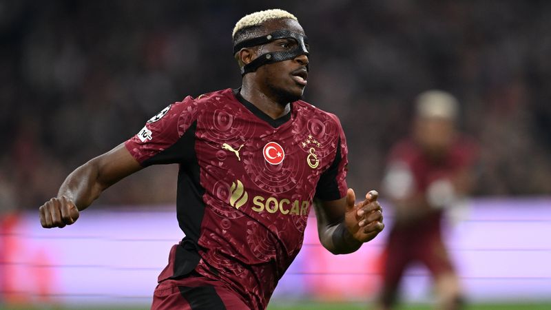 Victor Osimhen'den Galatasaray'a yakın takip