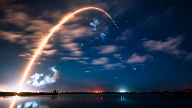 SpaceX'ten korkutan açıklama: Yörüngedeki Starlink uydusunda patlama meydan geldi