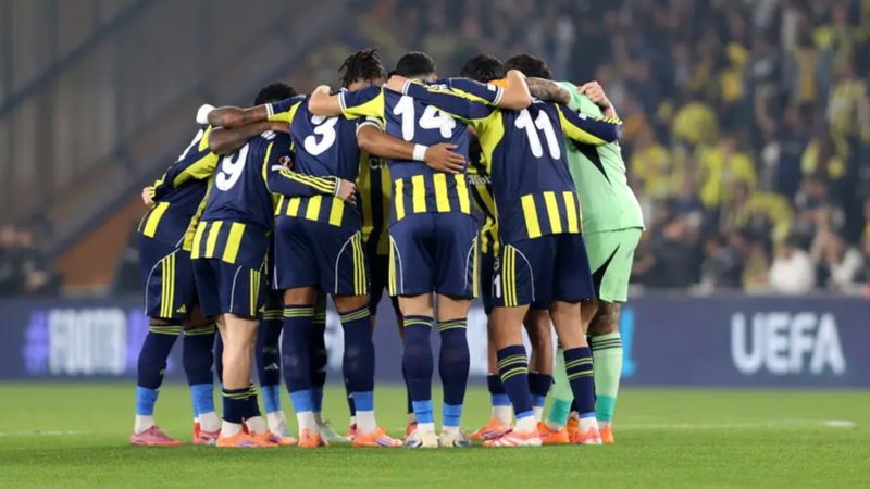 Kupada dev derbi: Fenerbahçe ve Beşiktaş, eksik kadrolarıyla sahaya çıkacak