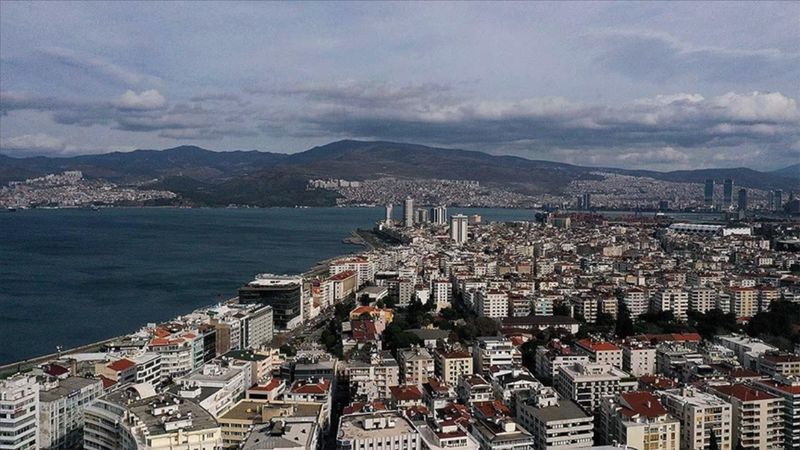 Kiralık ve satılık konut raporu yayımlandı: İzmir'de kiralar düşüşe geçti