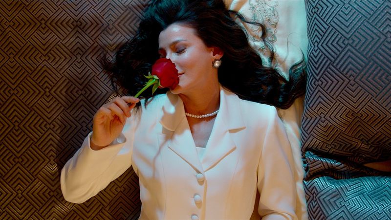 Müjde Uzman'ın yaptırdığı dövme sosyal medyada gündem oldu