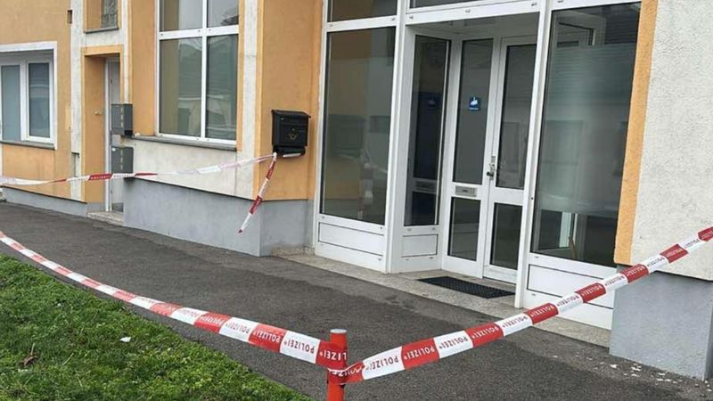 Avusturya'da bir camiye silahlı saldırı düzenlendi