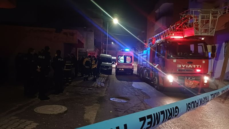 Batman'da evde çıkan yangında yatalak hasta can verdi