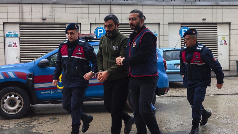Bursa'da 30 yıl hapis cezasıyla aranan firari, bağ evinde yakalandı