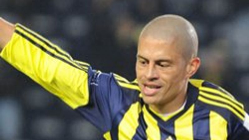 Alex'in heykelini dikecekler