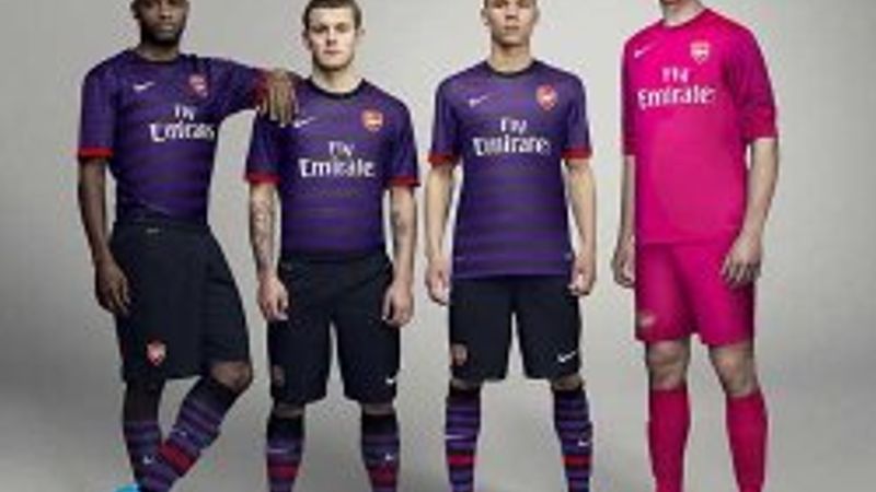 Arsenal'in yeni formaları şaşırttı