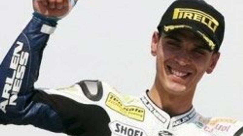 Kenan Sofuoğlu dünya şampiyonu