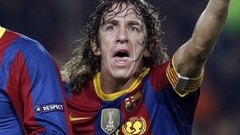 Puyol Barcelona'da kaldı