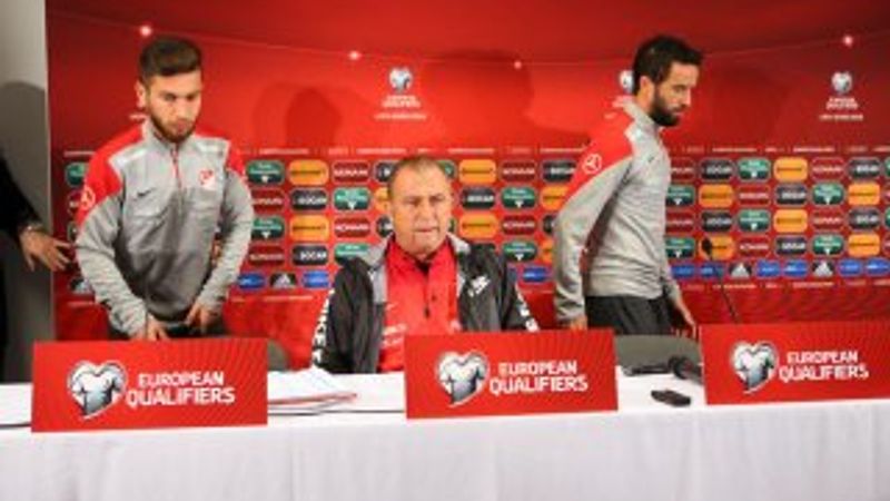 Fatih Terim Letonyalı gazeteciyi fırçaladı