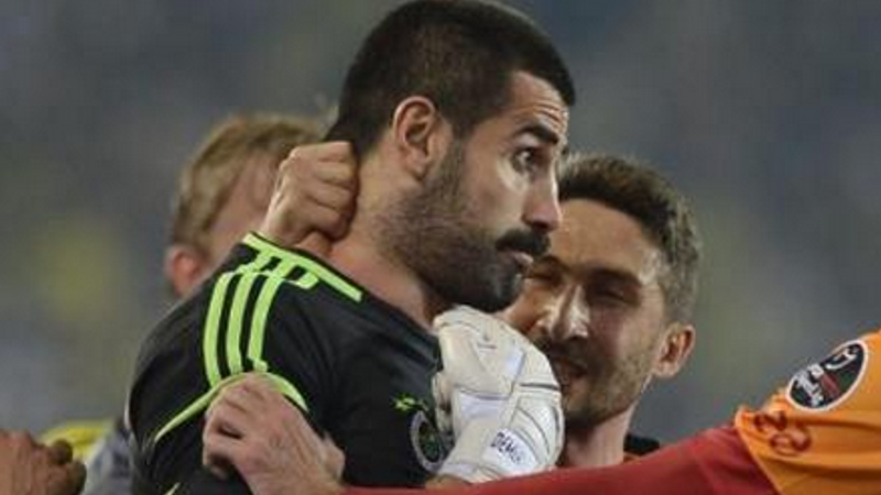 Sabri Sarıoğlu ile Volkan Demirel tokalaşmadı