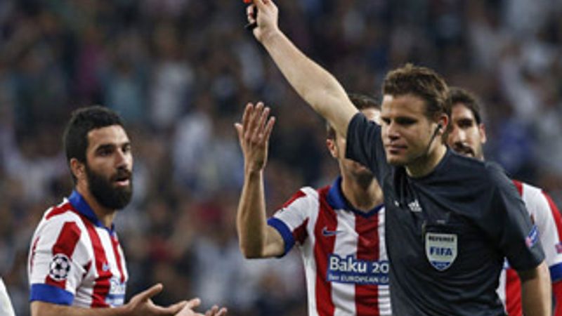 Arda Turan'dan kırmızı kart tepkisi