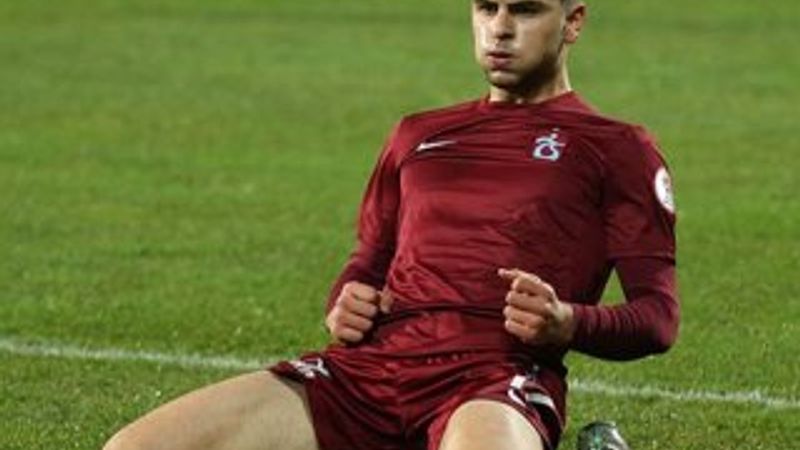 Burak Yılmaz'dan Muhammet Beşir'e: Sakın şımarma