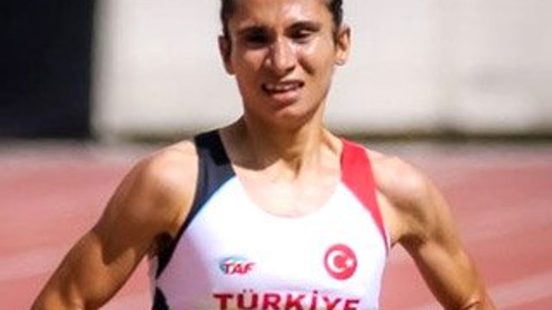 Esma Aydemir 10 bin metre Avrupa üçüncüsü