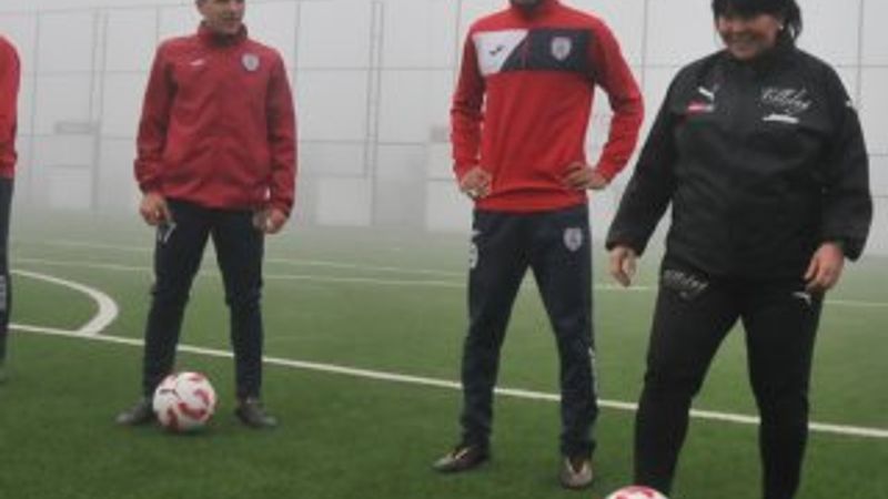 Futbolculara ölü yaprak dersi