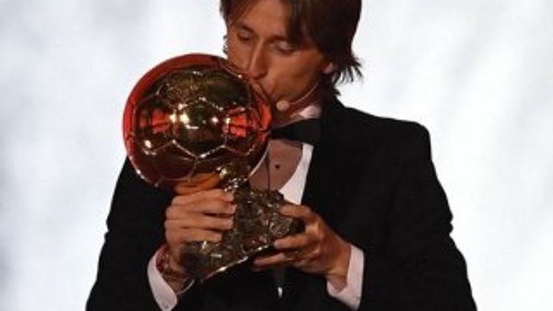 Ballon d'Or'u kazanan Modric tarihe geçti