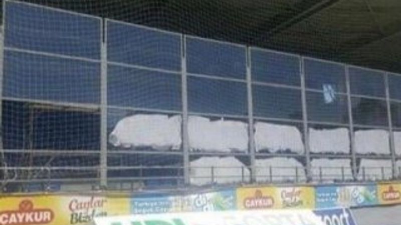 Trabzonspor için hazırlanan deplasman tribünü