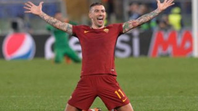 Fenerbahçe Kolarov'u getiriyor